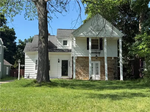 20029 Sussex Road, Shaker Heights, OH 44122