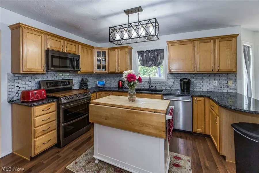 463 Wordsworth Court, Richmond Heights, OH 44143 - #2