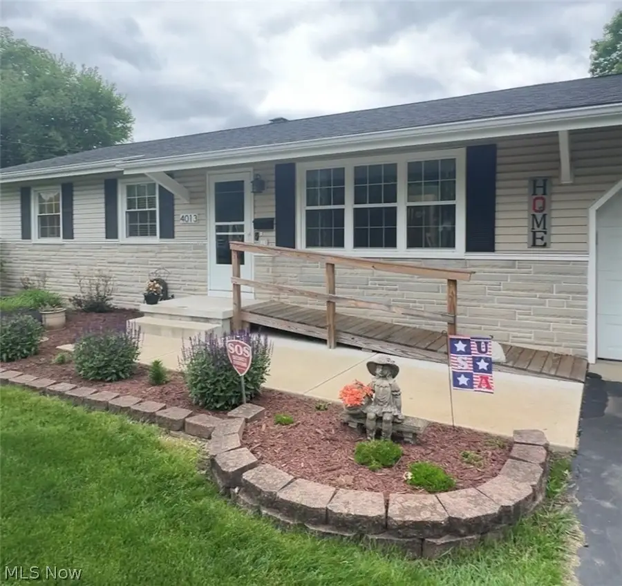 4013 Shelbourne Drive, Youngstown, OH 44511 - #2