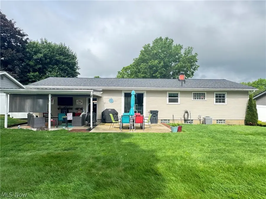 4013 Shelbourne Drive, Youngstown, OH 44511 - #3