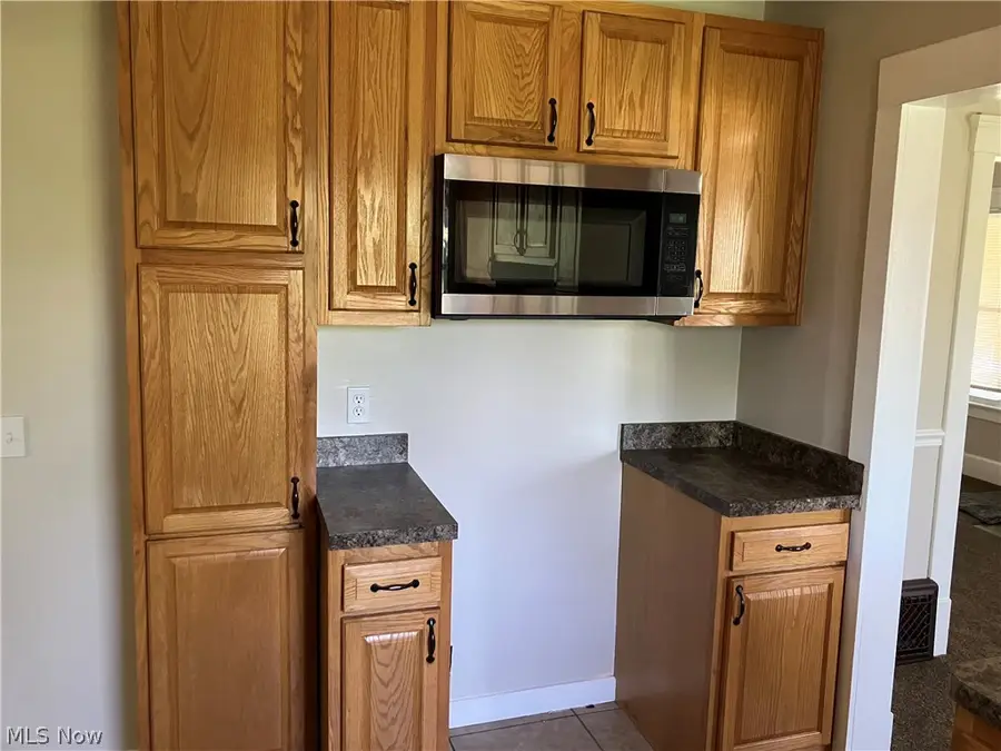 502 Dewey Avenue, Elyria, OH 44035 - #3