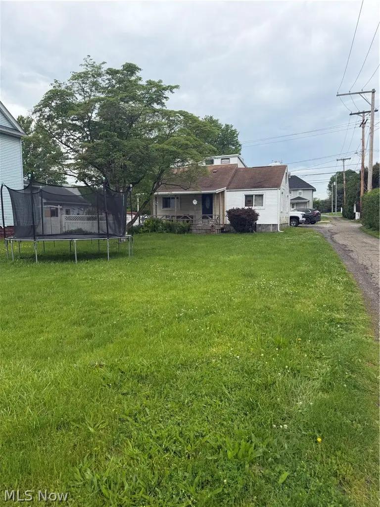 525 Wabash N Avenue, Brewster, OH 44613 - #1