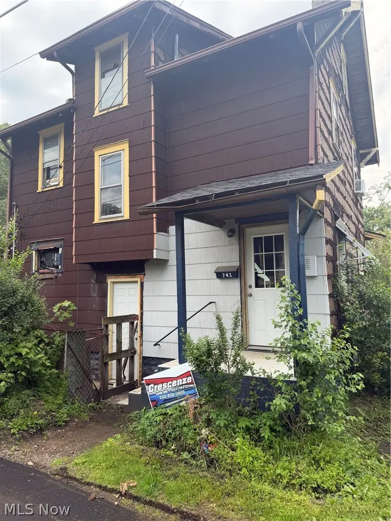 741 1st Se Street, Massillon, OH 44646 - #1