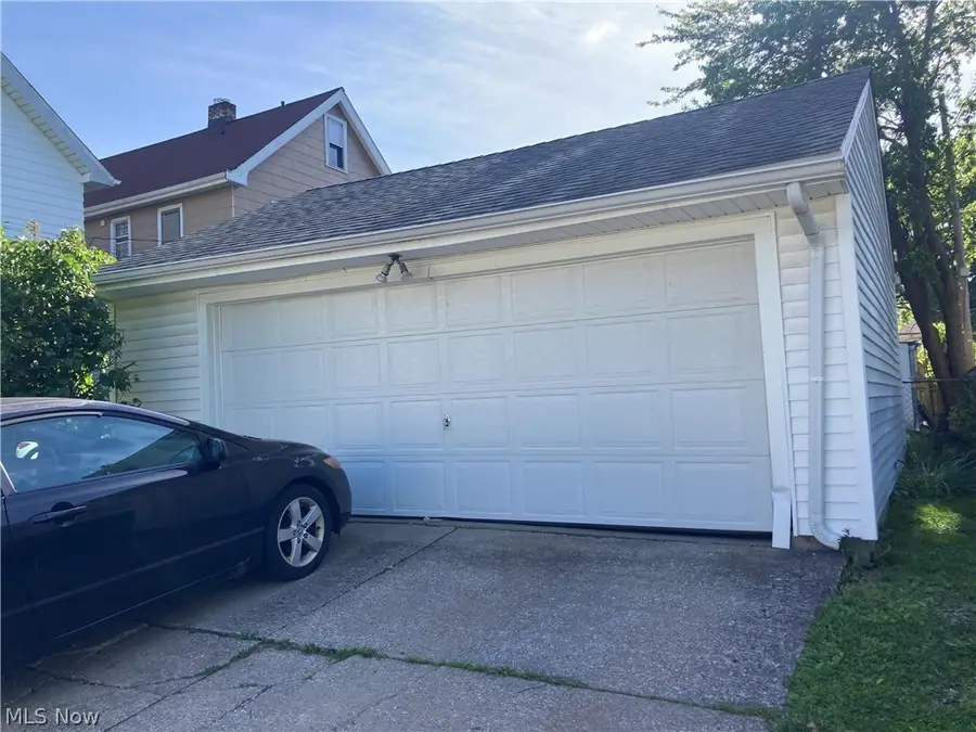 14306 Athens Avenue, Lakewood, OH 44107 - #3