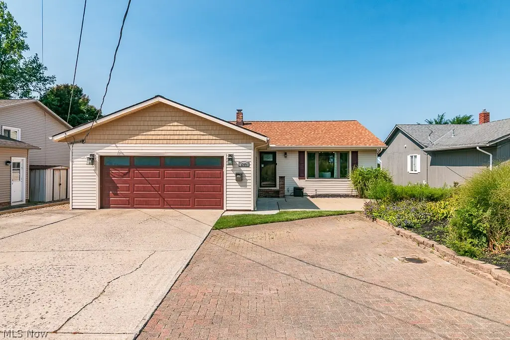 33091 Lake Shore Boulevard, Eastlake, OH 44095 - #1