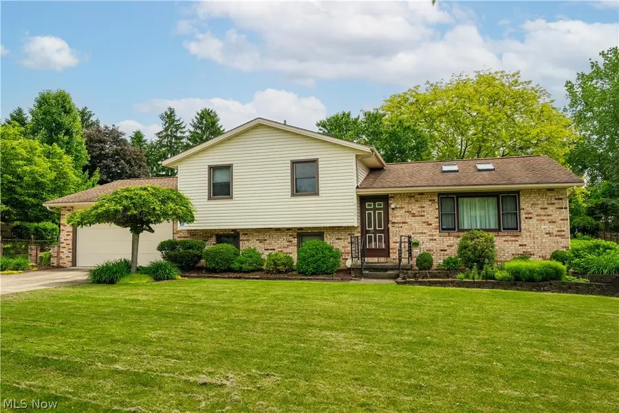 450 Layden Avenue, Canal Fulton, OH 44614 - #2