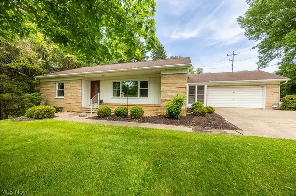 32 Lakeview Drive, Millersburg, OH 44654