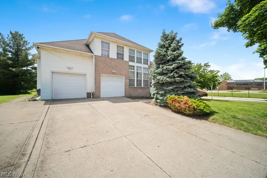 7322 Lexington Avenue, Cleveland, OH 44103 - #2