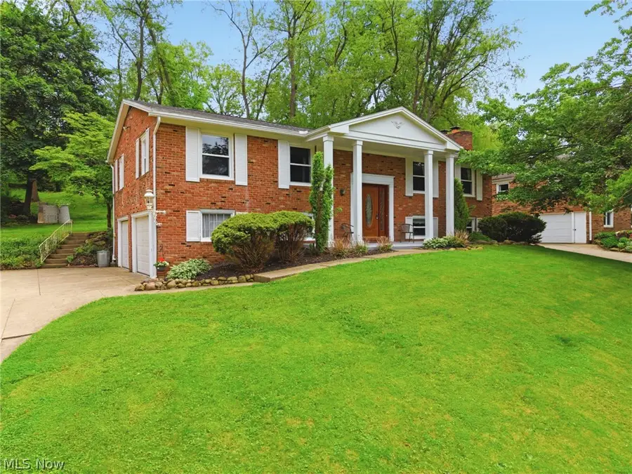 1212 Linwood Sw Avenue, North Canton, OH 44720 - #2