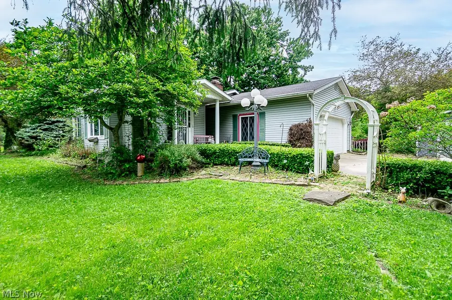 17404 Vermont Street, Grafton, OH 44044 - #2