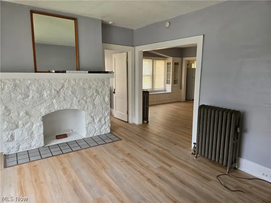 2827 Avondale Avenue, Cleveland Heights, OH 44118 - #3