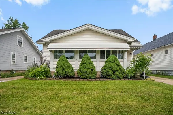 241 Harwood Street, Elyria, OH 44035