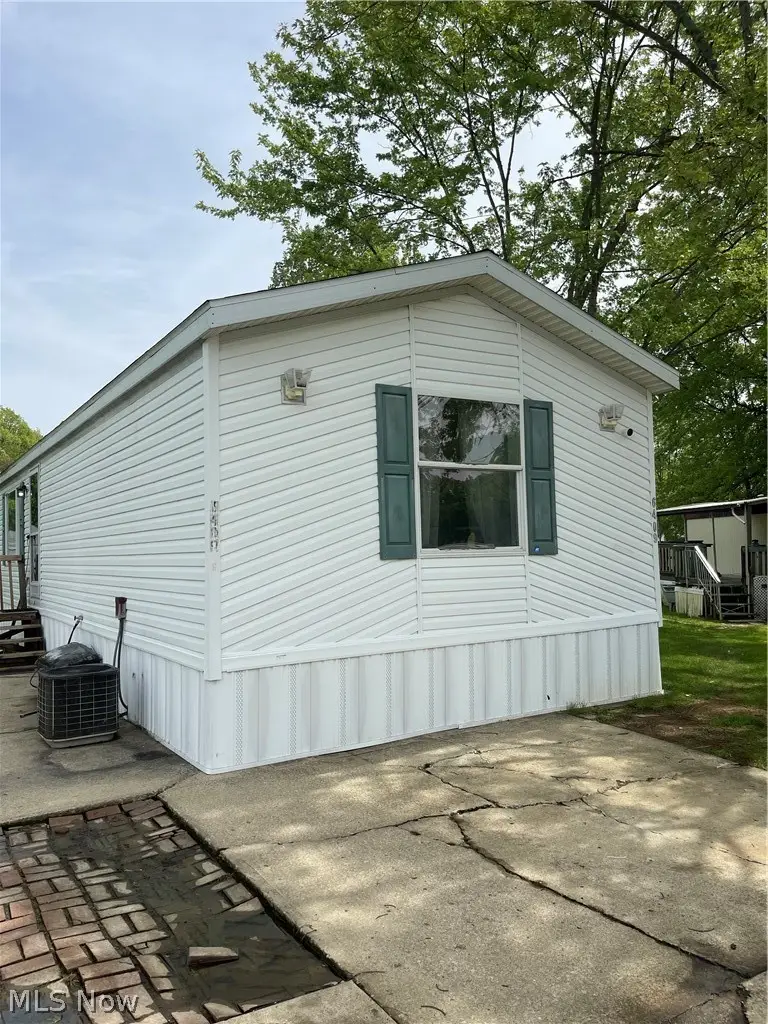6409 Amanda Lane, Ravenna, OH 44266 - #3
