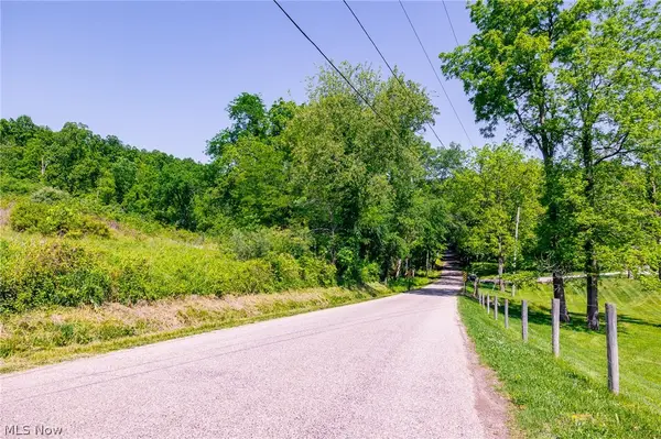 5568 Schoolhouse Road #8, Frazeysburg, OH 43822