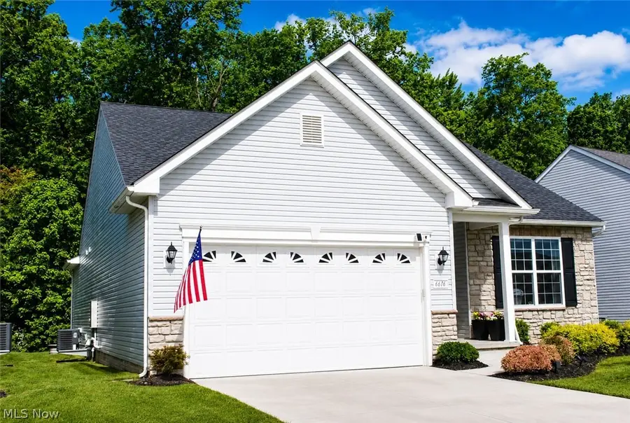 6616 Amber Way, North Ridgeville, OH 44039 - #3