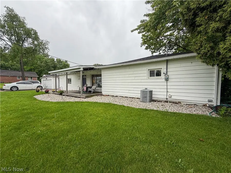 4615 Harrison Nw Avenue, Canton, OH 44709 - #2