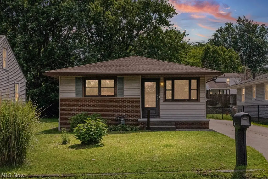 681 Newton Avenue, Barberton, OH 44203 - #1
