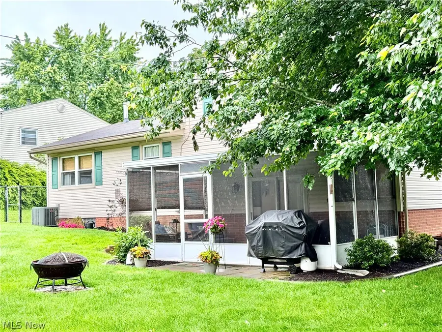 5161 Burlawn Nw Street, Canton, OH 44708 - #2