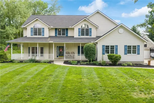 1366 Castalia Drive, New Franklin, OH 44203