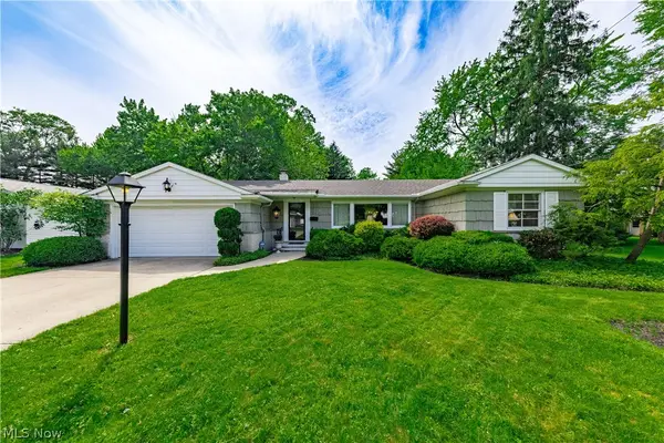 1750 Kenton Circle, Lyndhurst, OH 44124