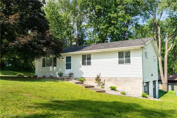 2992 Walbridge Drive, Akron, OH 44319