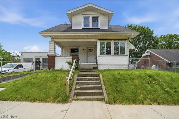 1304 W Waterloo Road, Akron, OH 44314
