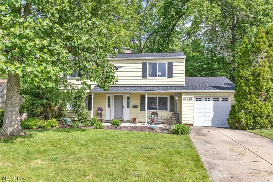 24000 Amesbury Drive, North Olmsted, OH 44070 - #1