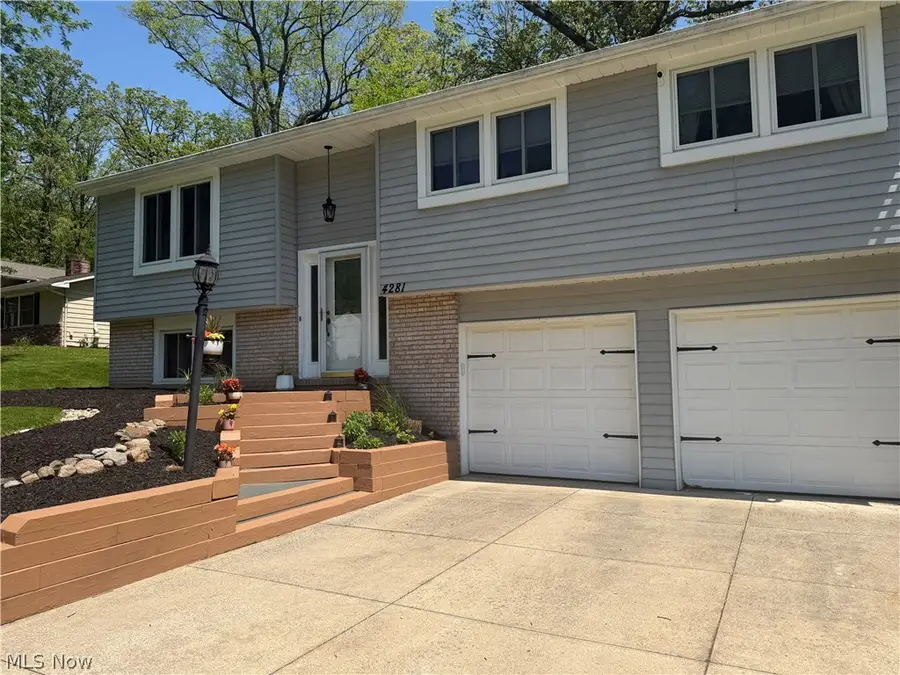 4281 Meadowlark Trail, Stow, OH 44224 - #2