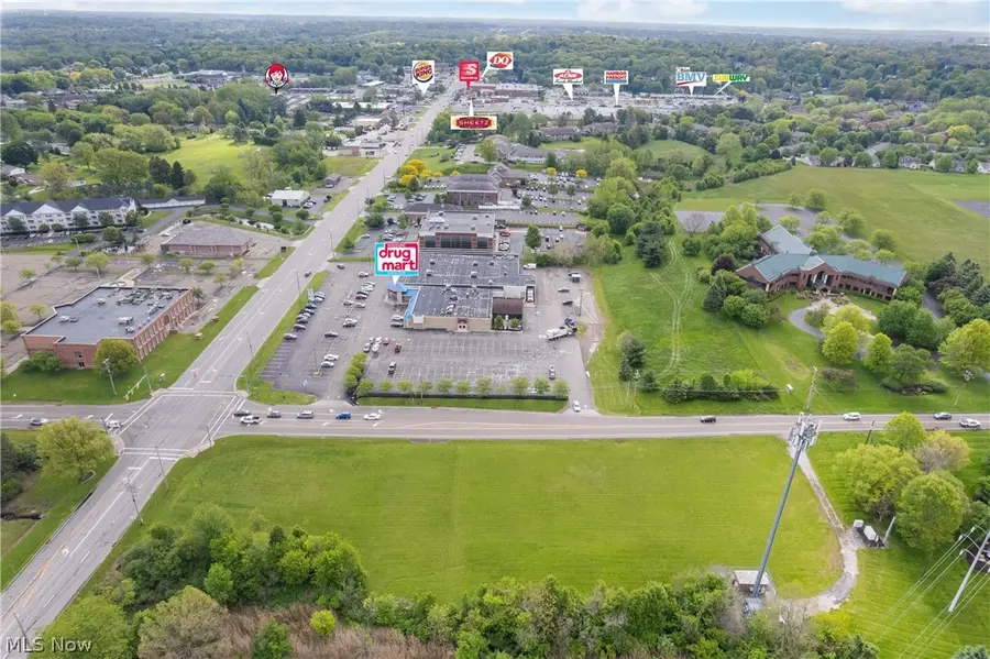 2937 Woodlawn Nw Avenue, Canton, OH 44708 - #2