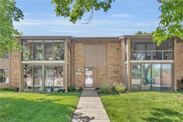 22946 Mastick Road #202, Fairview Park, OH 44126