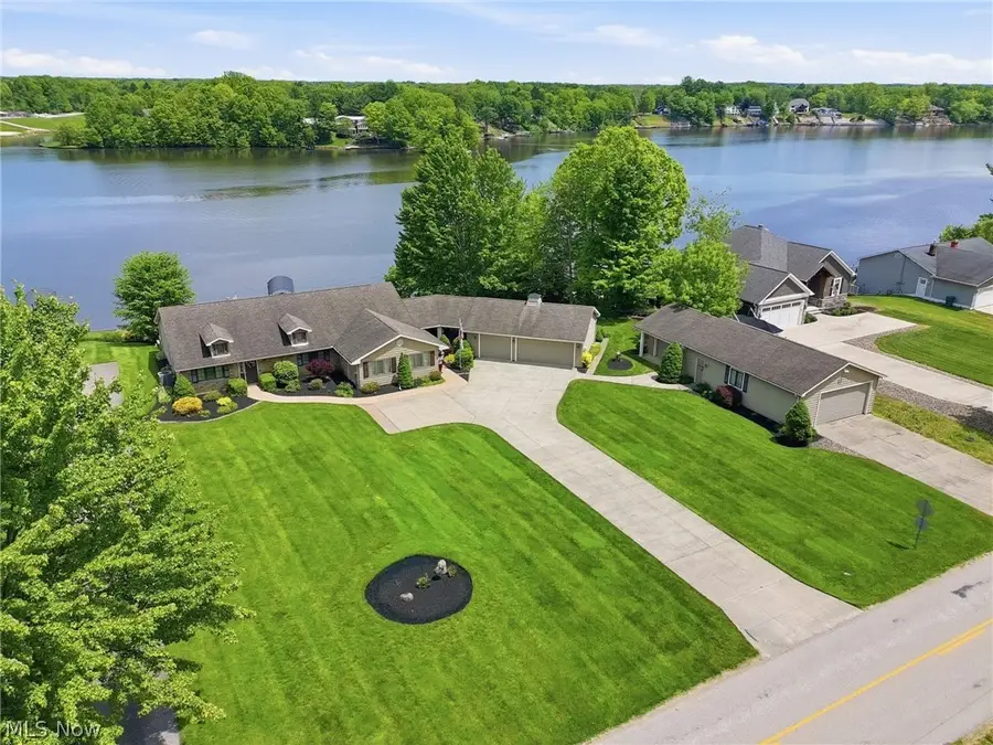 806 Rome Rock Creek Road, Roaming Shores, OH 44085 - #2