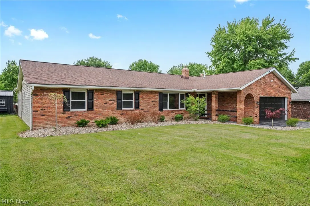 19474 Benbow Road, Strongsville, OH 44136 - #1