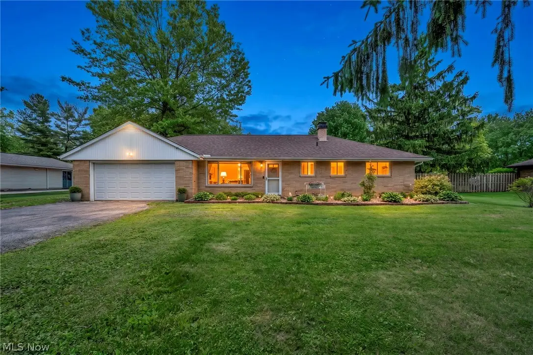 7663 Kitner Boulevard, Northfield Center, OH 44067 - #1