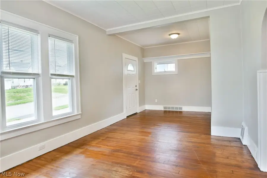 17 E Prospect Street, Girard, OH 44420 - #3