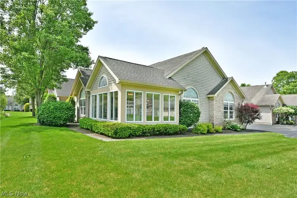 1103 Willow Brook Ne Drive, Warren, OH 44483