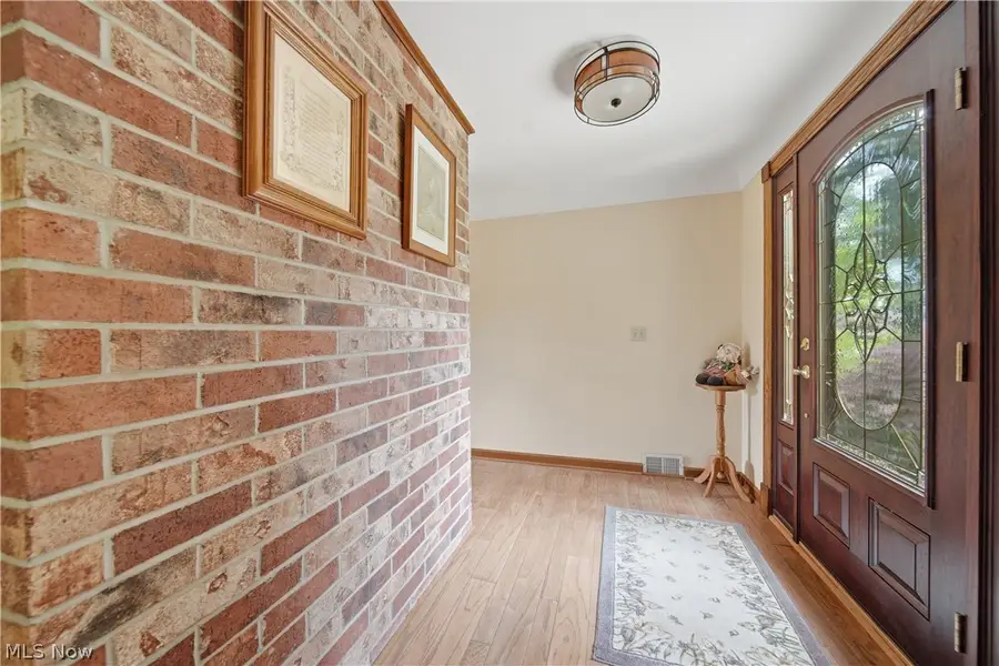 6118 Wiclif Ne Street, Canton, OH 44721 - #2