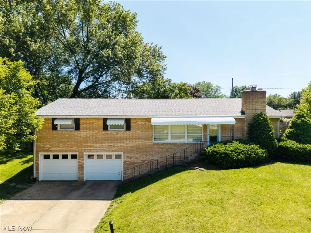 3298 NW Bahama Nw Avenue, Massillon, OH 44646 - #1