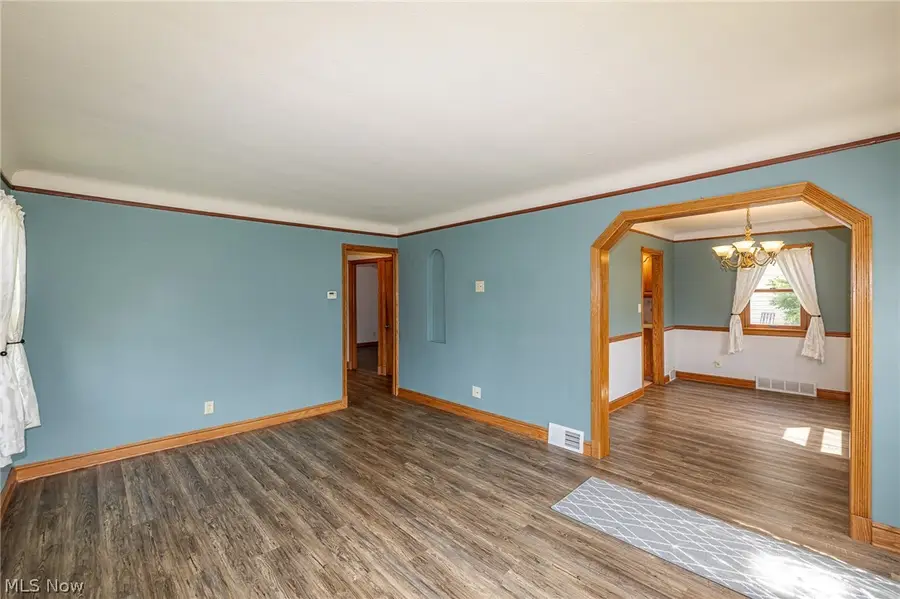 6136 N Canterbury Road, Parma, OH 44129 - #3