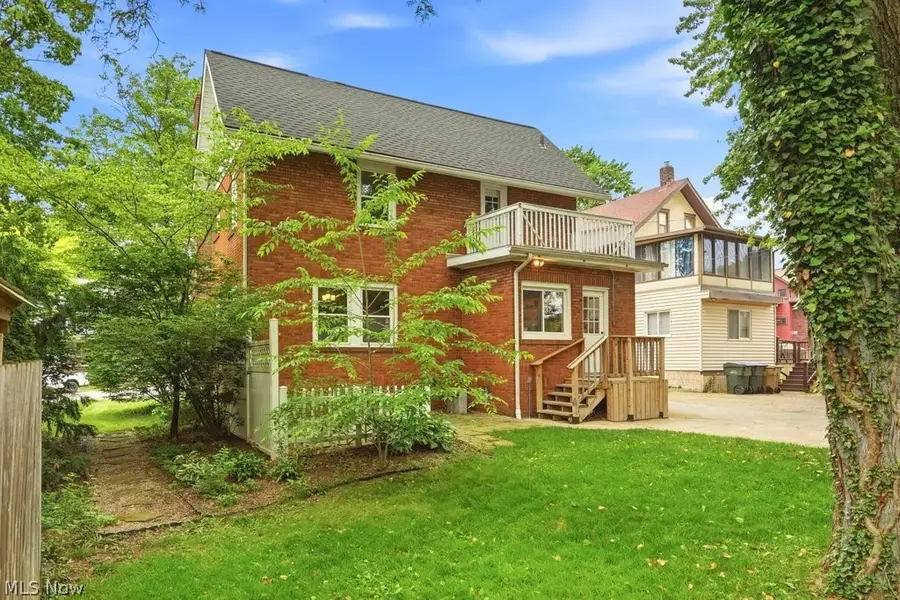 608 Chestnut Boulevard, Cuyahoga Falls, OH 44221 - #3