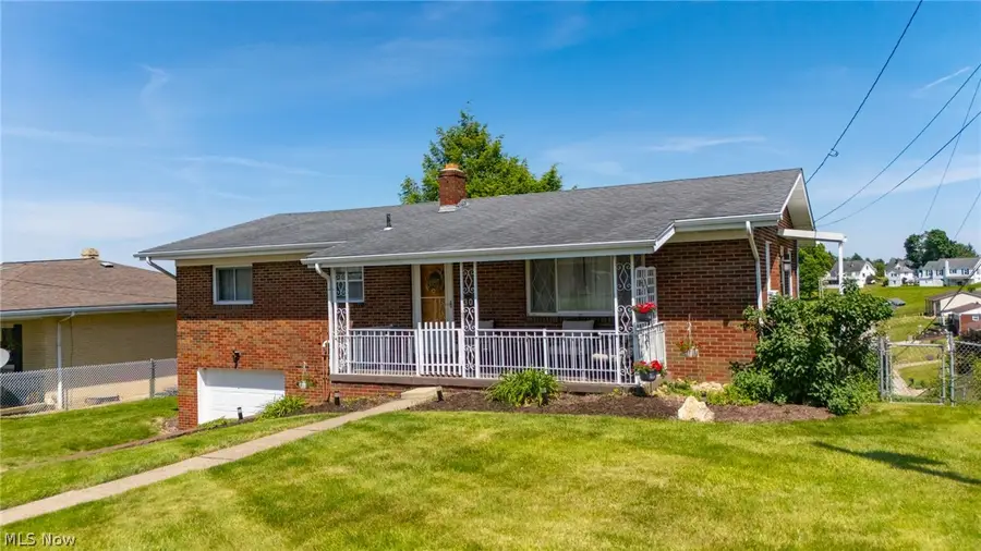 302 Leonard Avenue, Wintersville, OH 43953 - #2