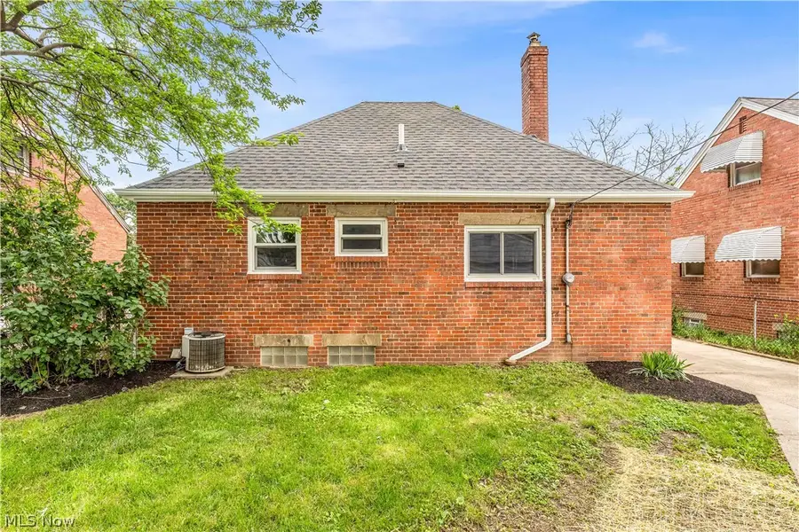 4380 W 146th Street, Cleveland, OH 44135 - #3
