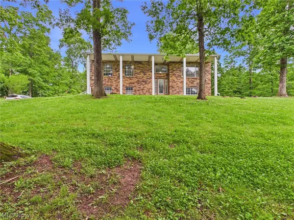 655 Ridgewood Boulevard, Belpre, OH 45714
