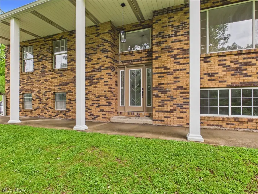 655 Ridgewood Boulevard, Belpre, OH 45714 - #2