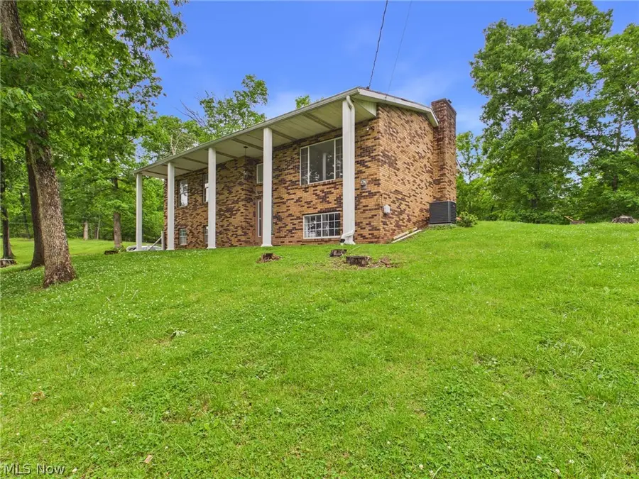 655 Ridgewood Boulevard, Belpre, OH 45714 - #3
