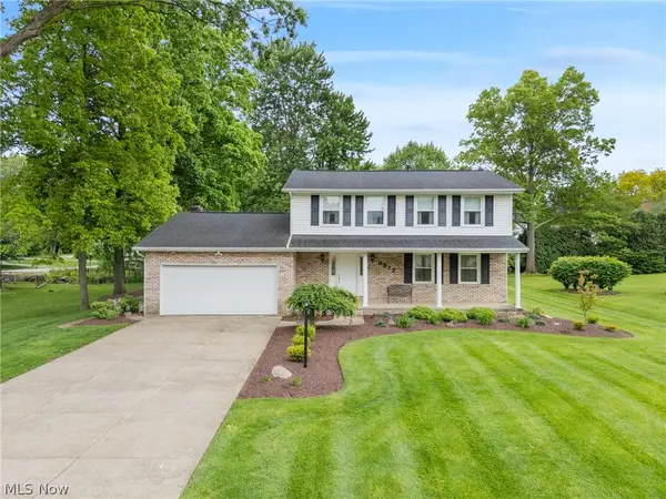 9572 Beryl Nw Street, Canal Fulton, OH 44646