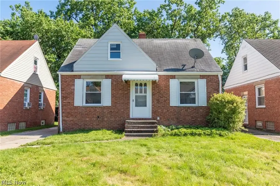20514 Mountville Drive, Maple Heights, OH 44137 - #2
