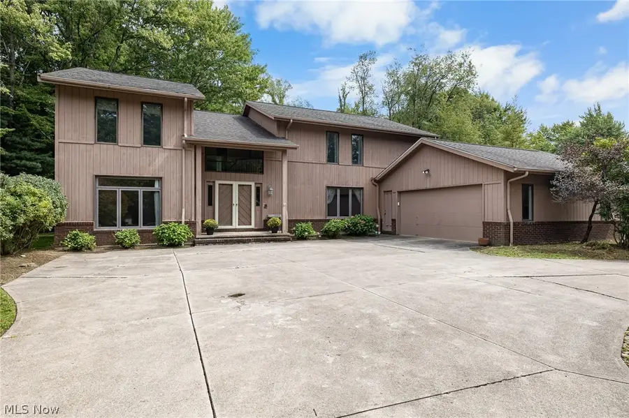 3989 E Meadow Lane, Orange, OH 44122 - #2