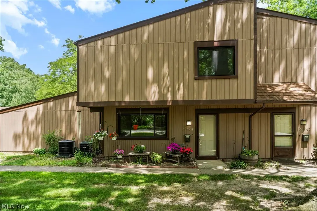 26745 Lake Of The Falls Boulevard, Olmsted Falls, OH 44138 - #1