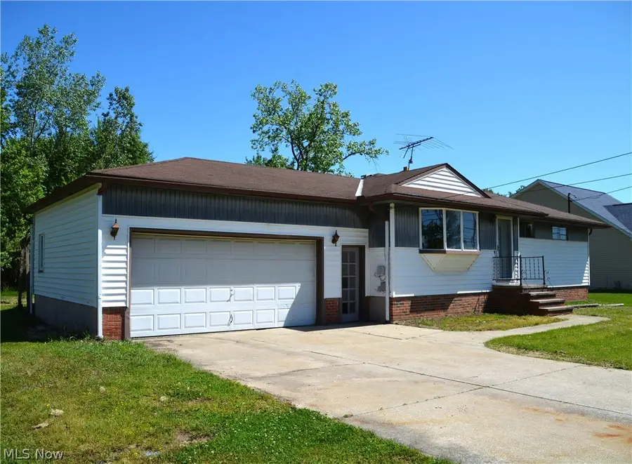 3713 Grafton Road, Brunswick, OH 44212 - #2