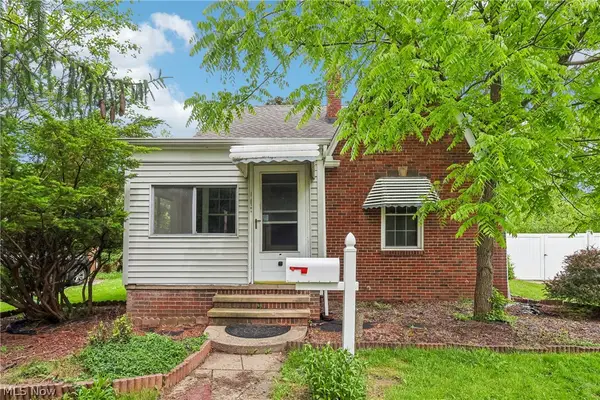 6595 York Road, Parma Heights, OH 44130